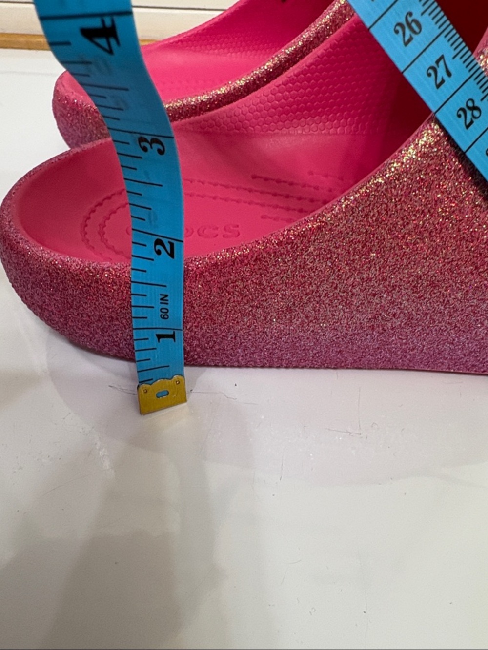 NWT CROCS Classic Iridescent glitter Glitter Hot Pink Dual-Strap Slide Sandals - Picture 7 of 9